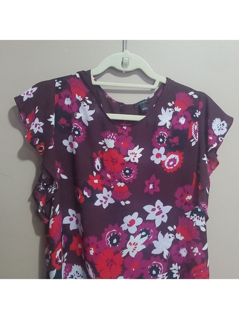 Ann Taylor Floral Blouse - Burgundy and Pink Size Small - Picture 3 of 5